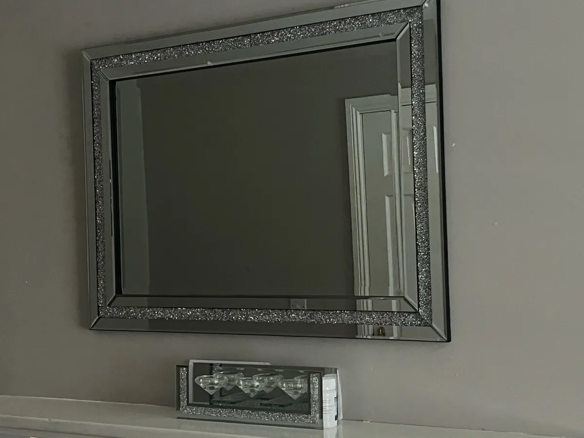 Mirror - Image 2