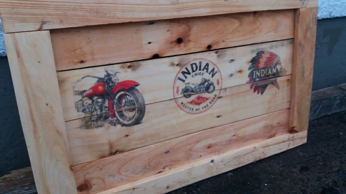Rustic Vintage Style Indian Motorcycle woodart - Image 2