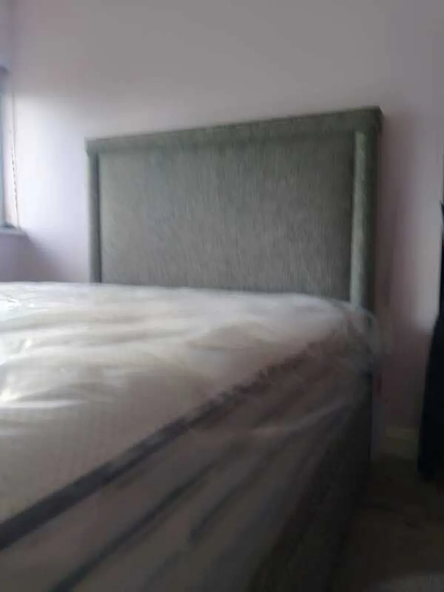 bedframe with mattress - Image 3