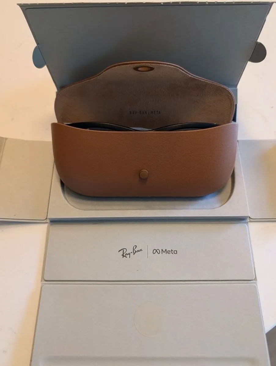 Ray-Ban Meta Gen 2 Wayfarer - Image 2