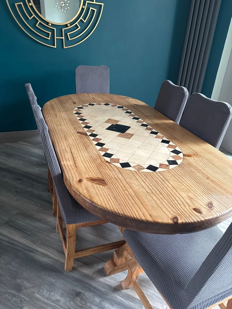 Dining table - Image 2