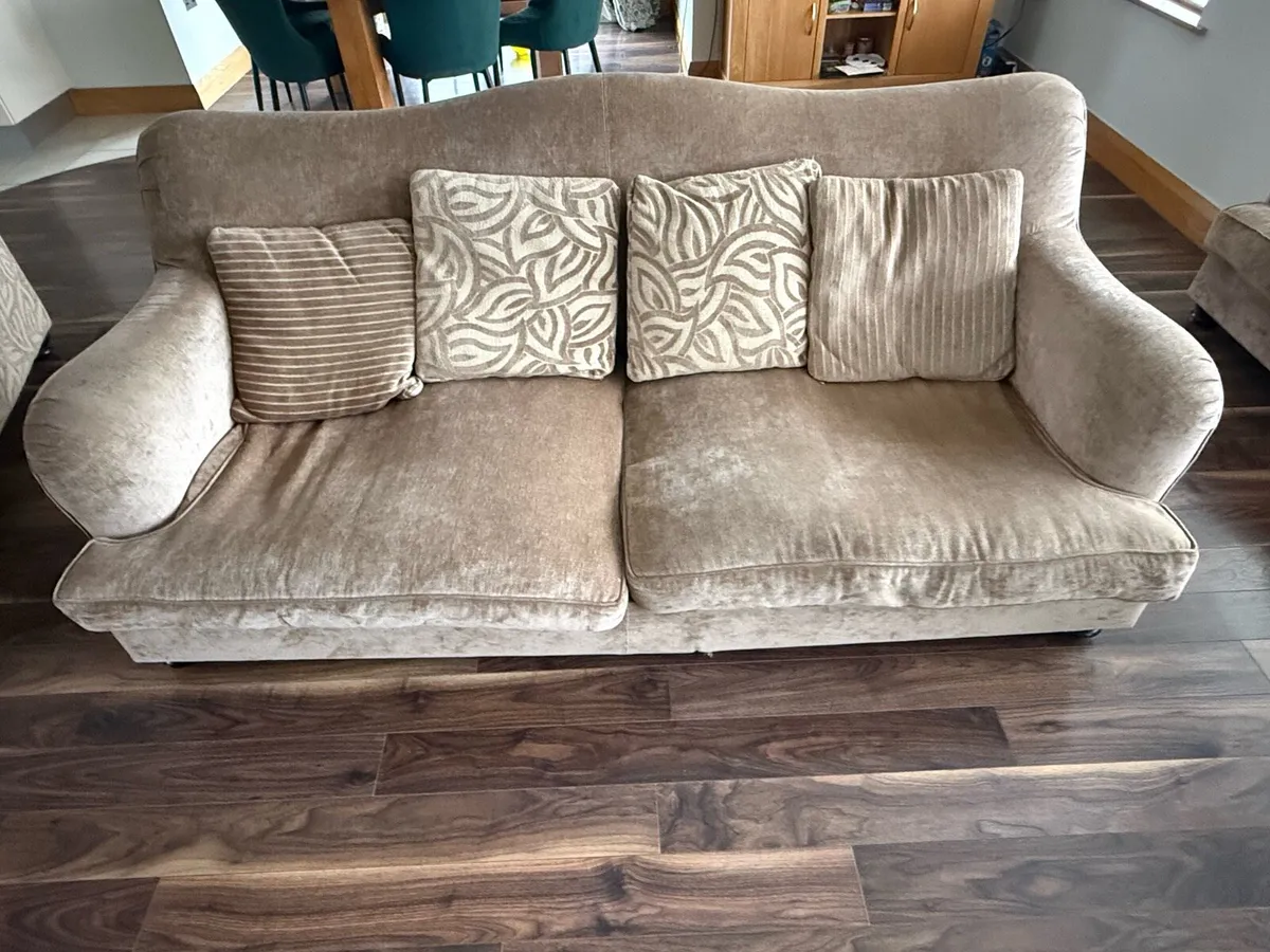 Suite of Furniture - Image 2