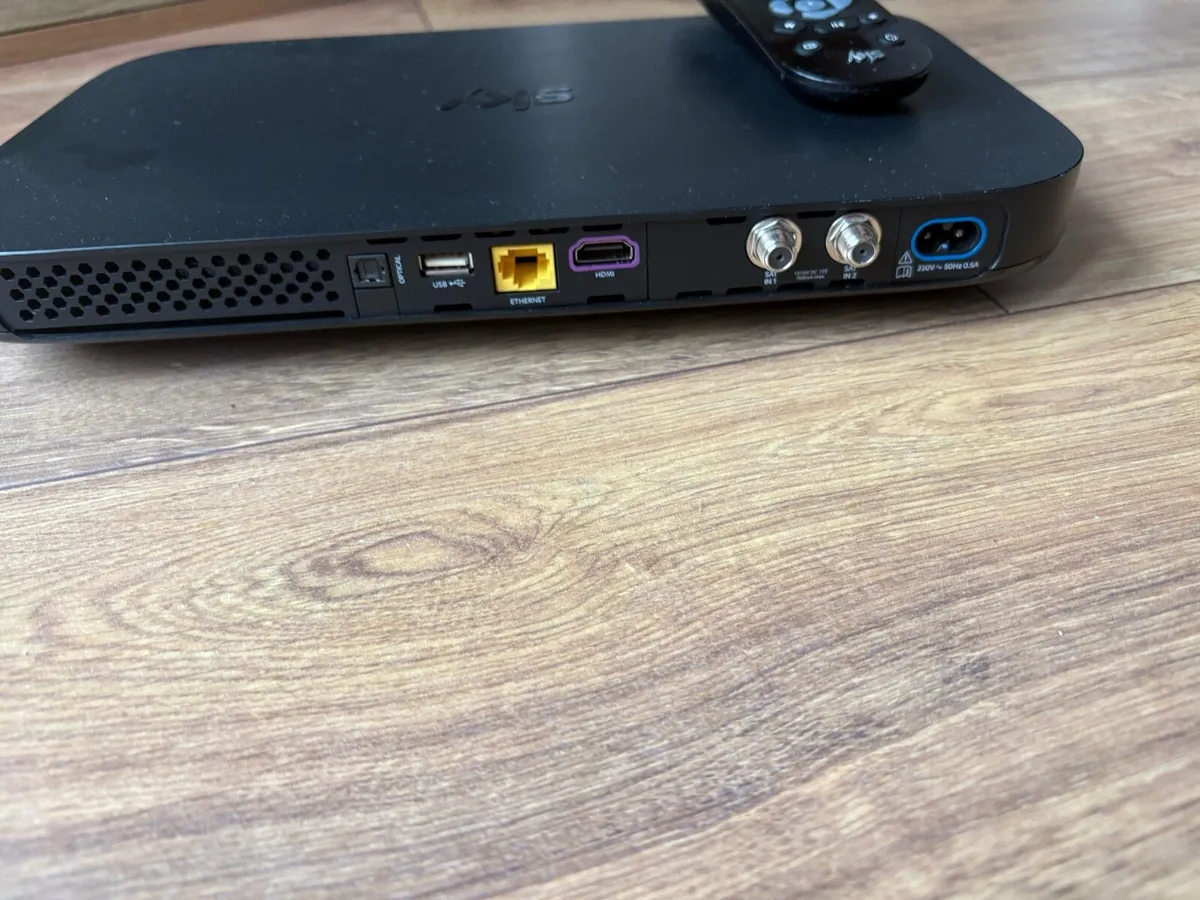 Sky Q Box - Image 3