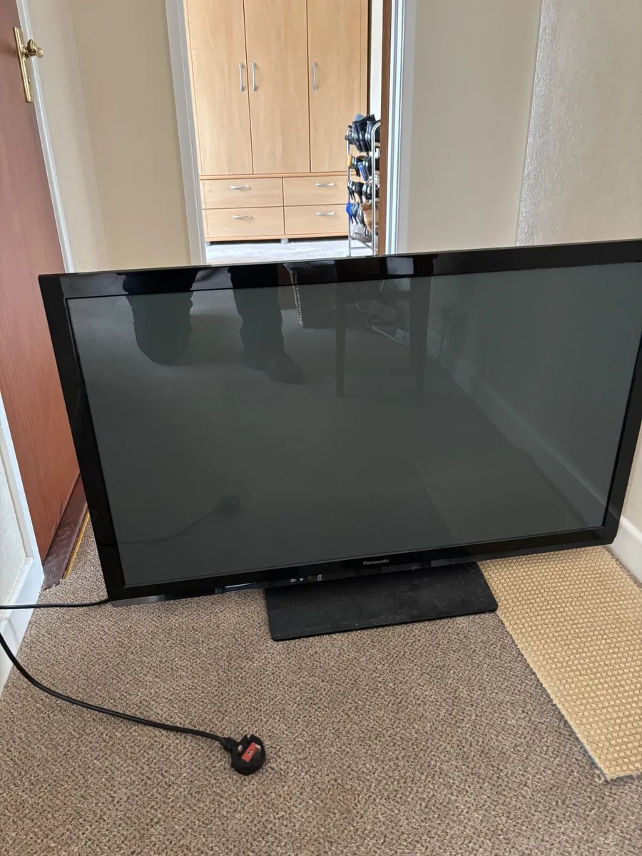 42 inch Panasonic television. - Image 1