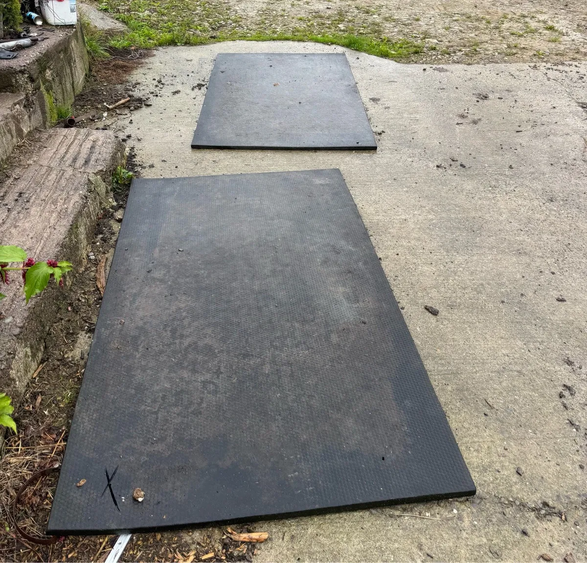 Easy fix cubicle mats