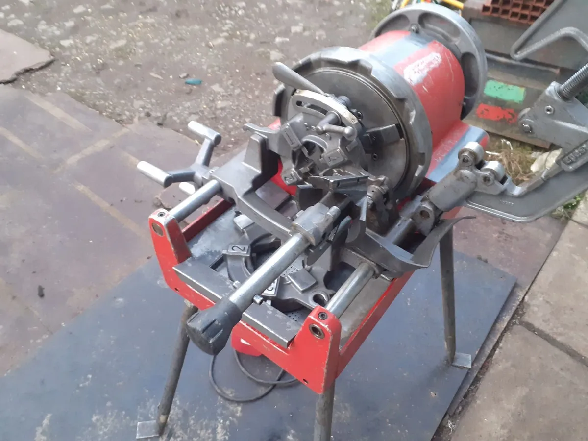 ROTHENBERGER 4 INCH THREADING MACHINE - Image 3