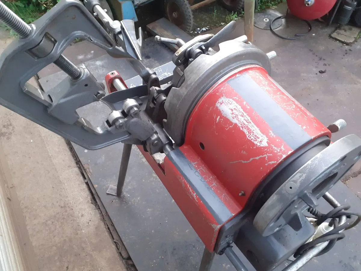 ROTHENBERGER 4 INCH THREADING MACHINE - Image 4