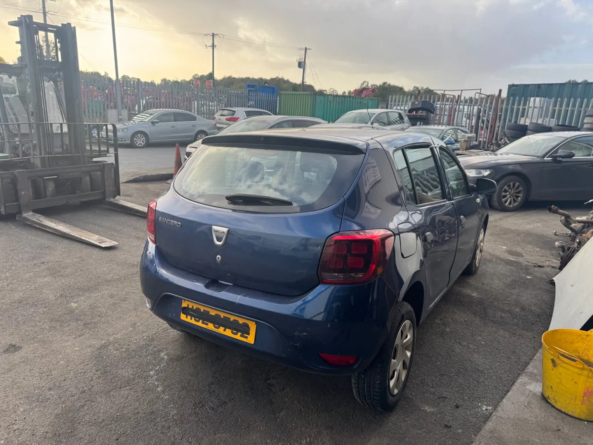 2017 Dacia Sandero 1.0SCe BREAKING /PARTS - Image 4