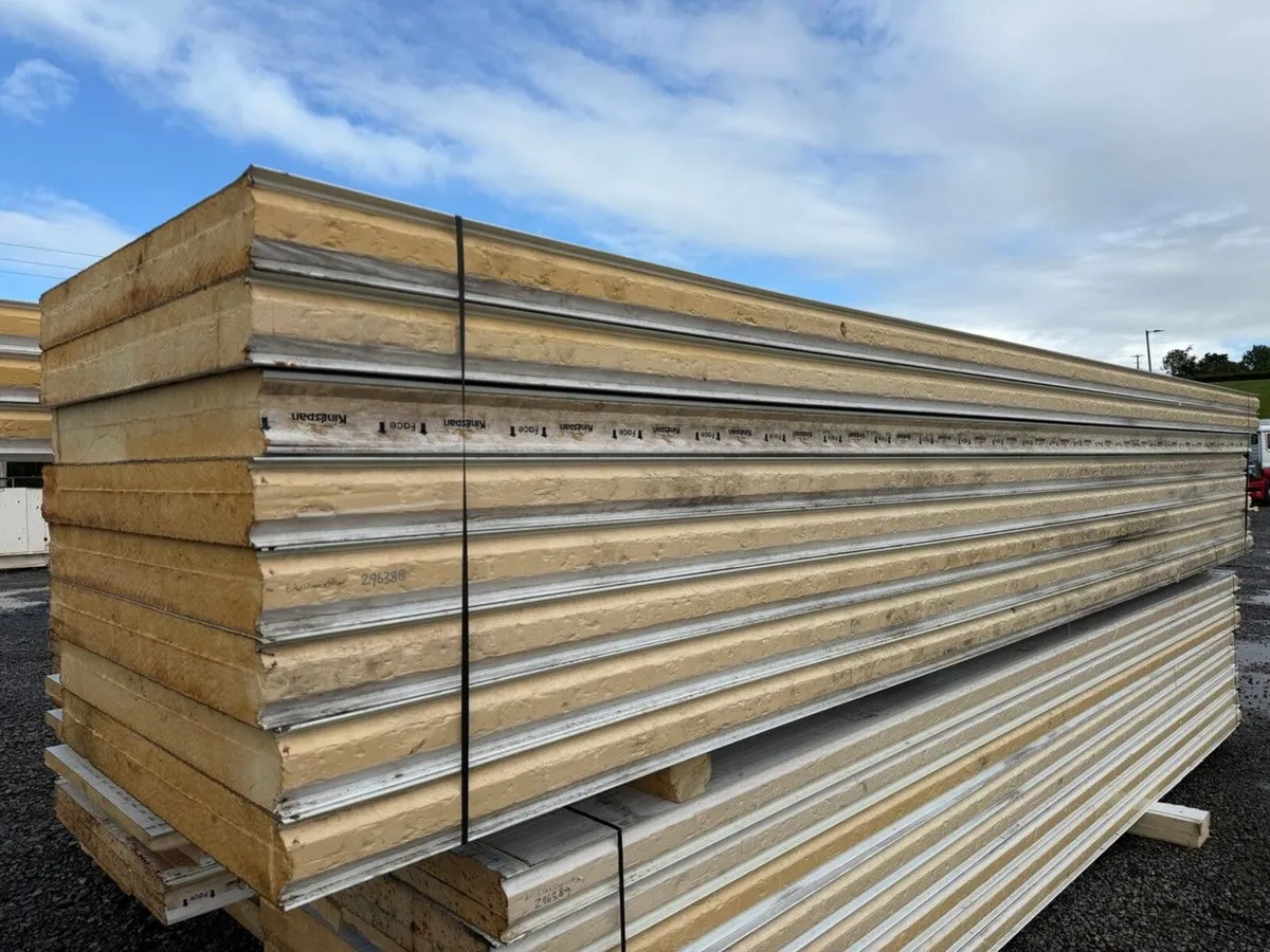 APPROX. 200+ SHEETS OF INSULATED CLADDING - Image 2