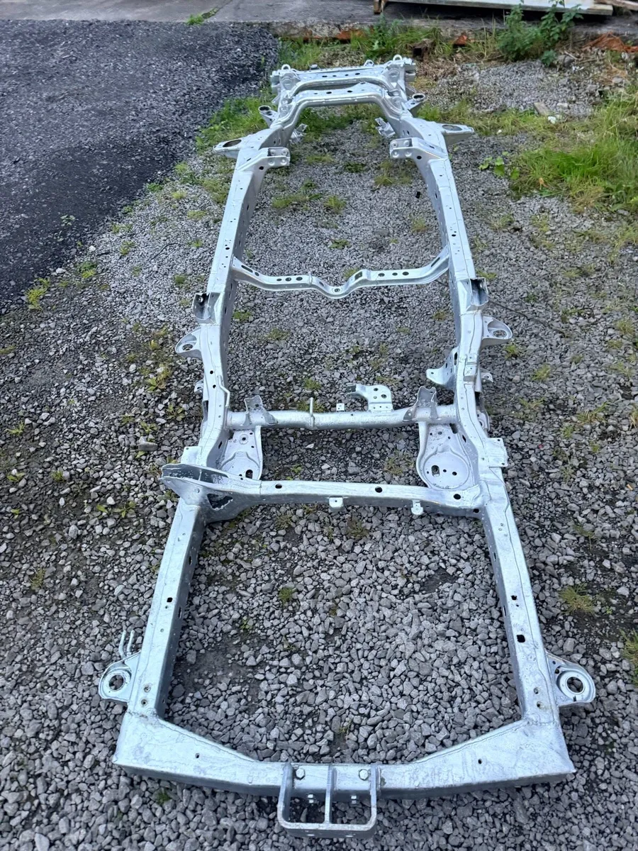 Galvanised chasis lwb Landcruiser 03-10 - Image 2