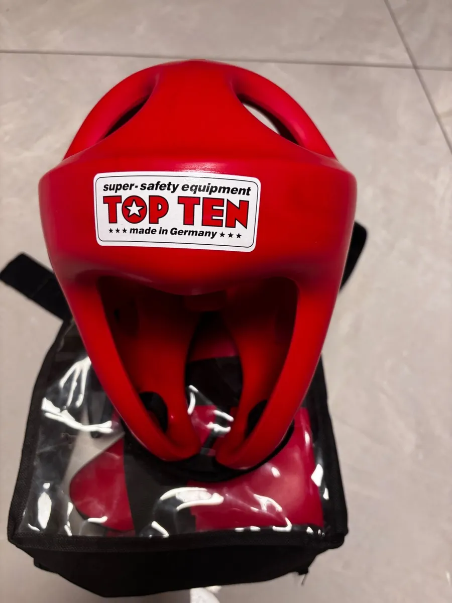 Taekwondo gear - Image 1