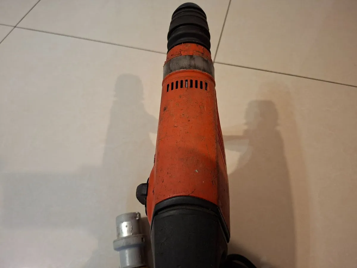 Hilti TE 40-AVR Sds+ 3 Mode 110v - Image 4