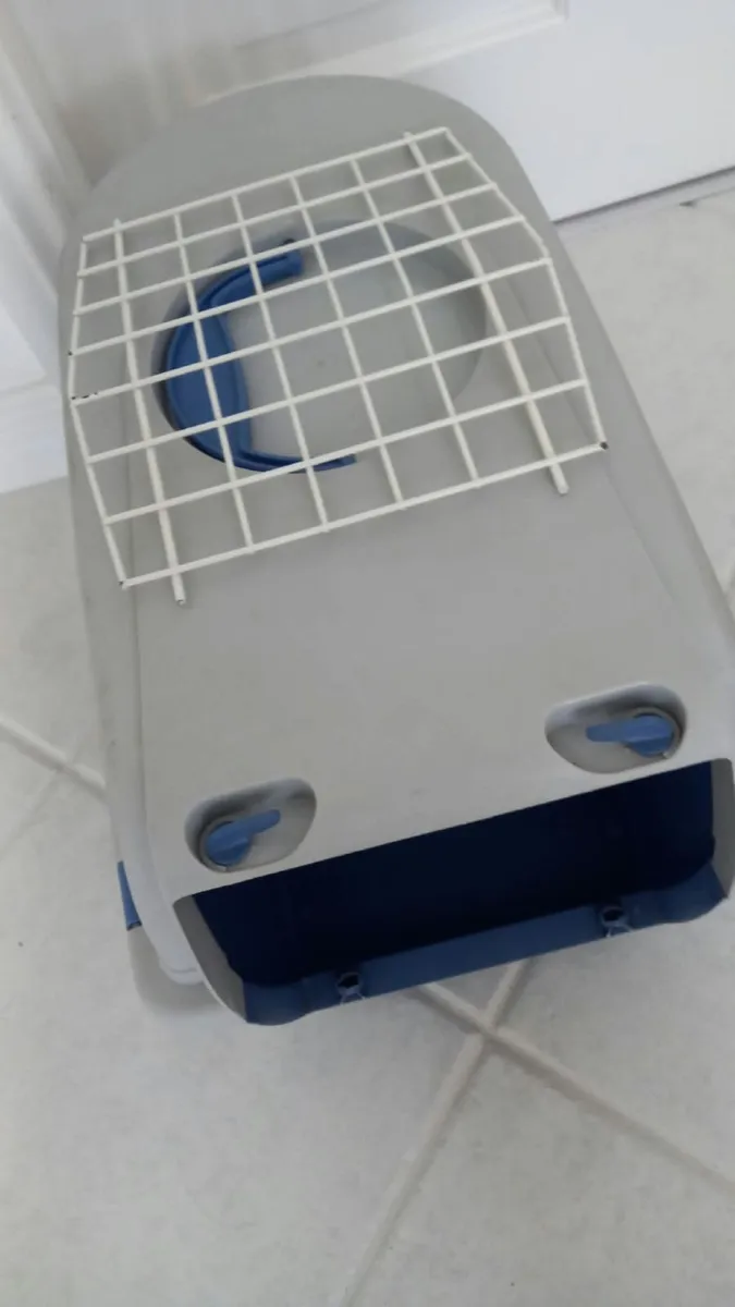 Free Dog cage for small dog - Image 2