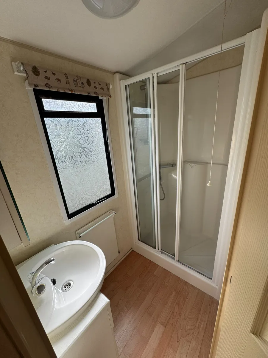 2005 Willerby Westmorland – 3 Bedroom Statiaravan - Image 4