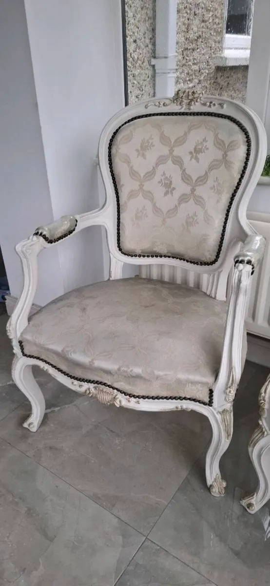 Dining chairs - Image 2