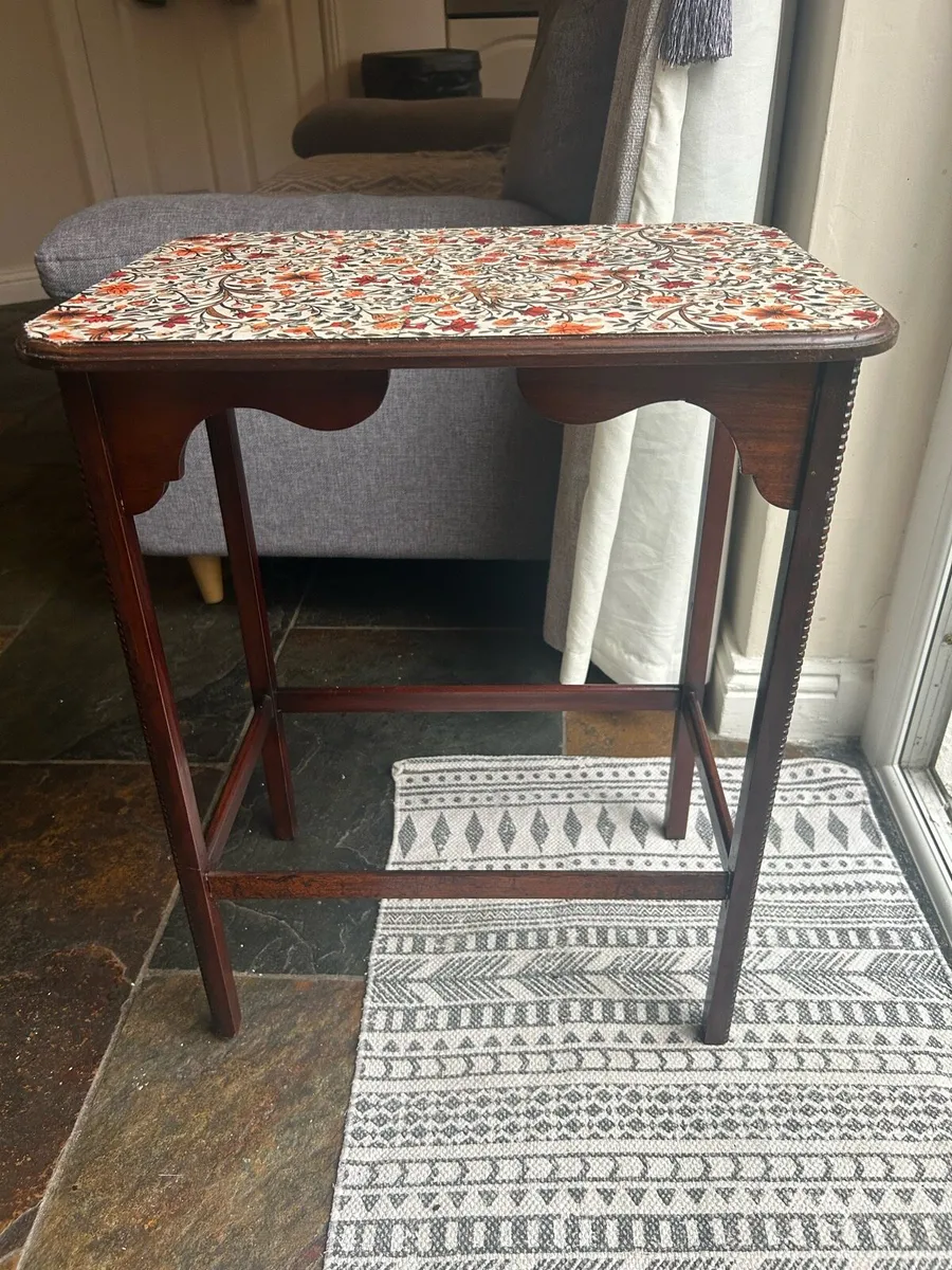 Unique vintage floral side table - Image 2