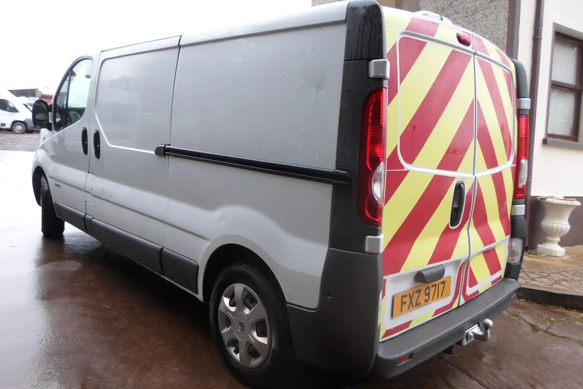 Renault Trafic 2014 - Image 3