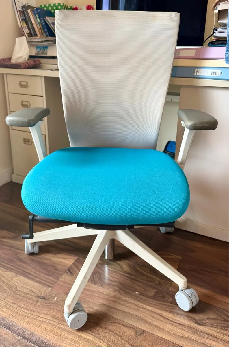 SIDIZ T50 Ergonomic Office Chair - Image 2