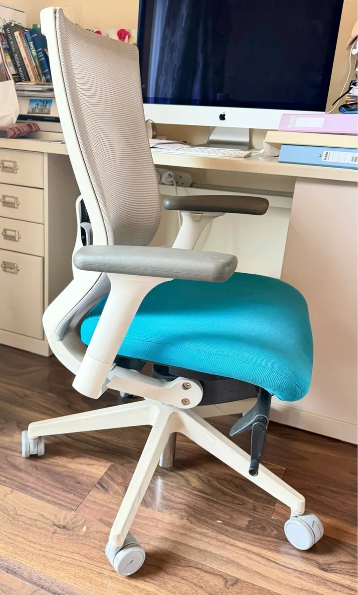SIDIZ T50 Ergonomic Office Chair - Image 3
