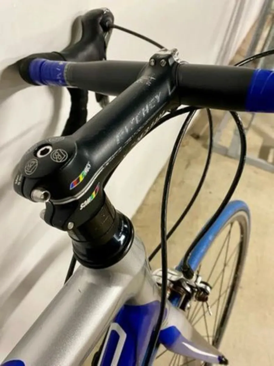 Trek Alpha 2.1 - Image 2