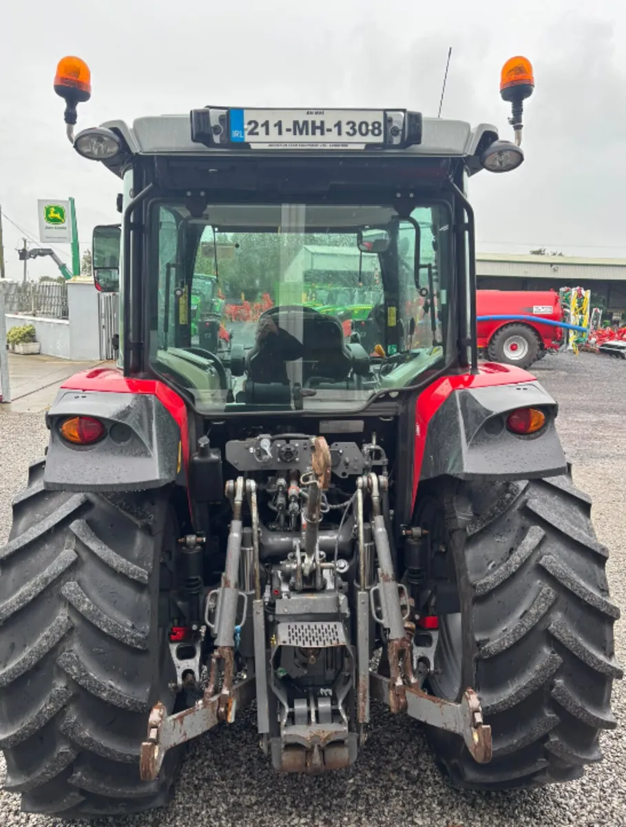 2021 Massey Ferguson 5711M - Image 3