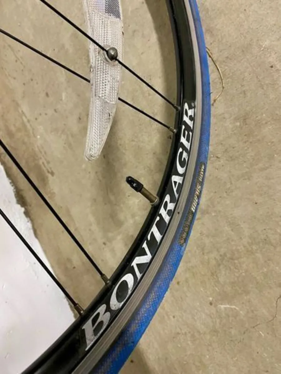 Trek Alpha 2.1 - Image 3
