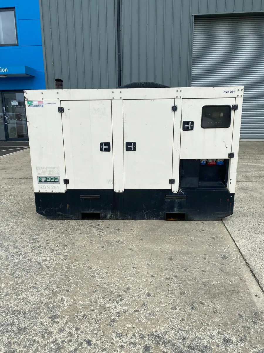 2017 BRUNO GX112FE3 100KVA 3PH SILENCED GENERATOR - Image 4