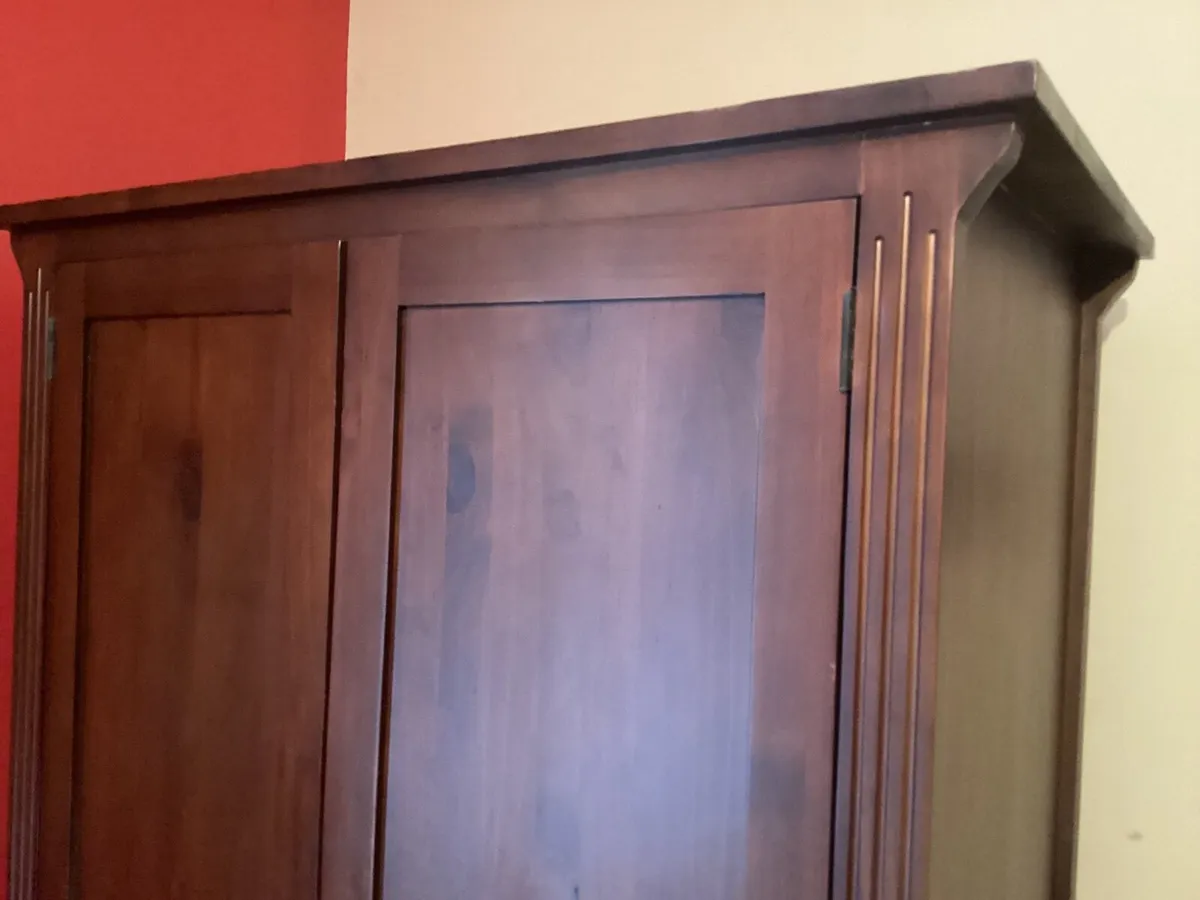 Wardrobe, Mirror and Lockers - Image 4