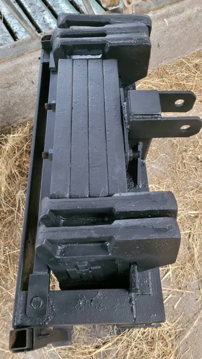 Rear tractor weight - Image 4