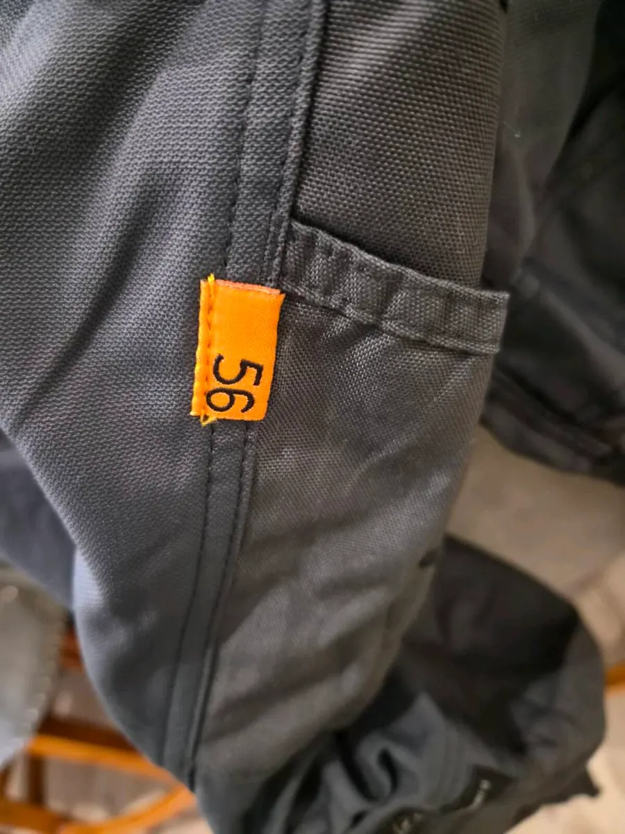 Snickers work trousers - Image 2