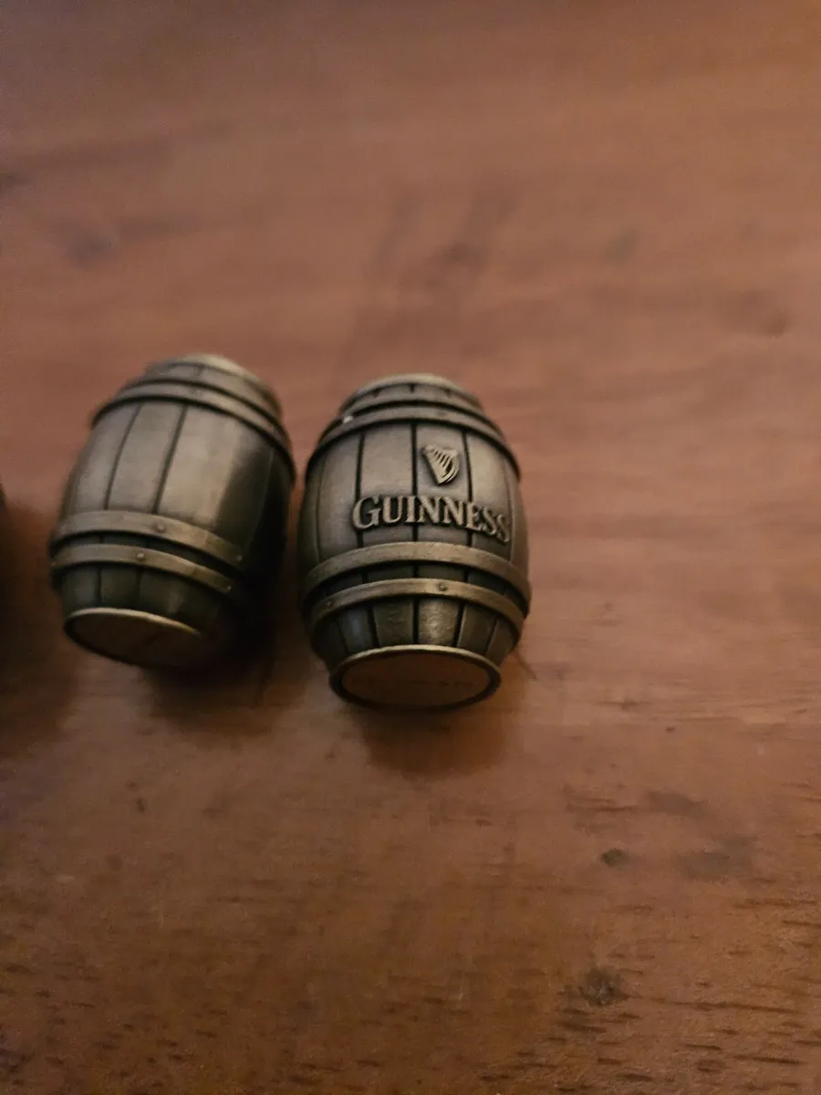 Guinness Barrels Metal - Image 3