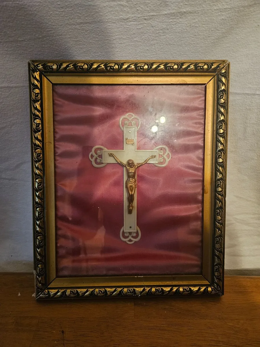 Vintage Religious Piece - Image 4