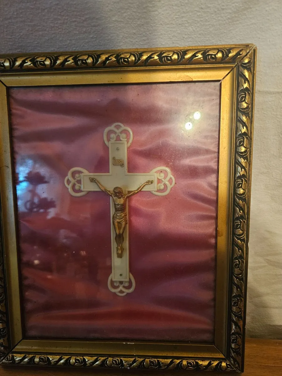 Vintage Religious Piece - Image 3