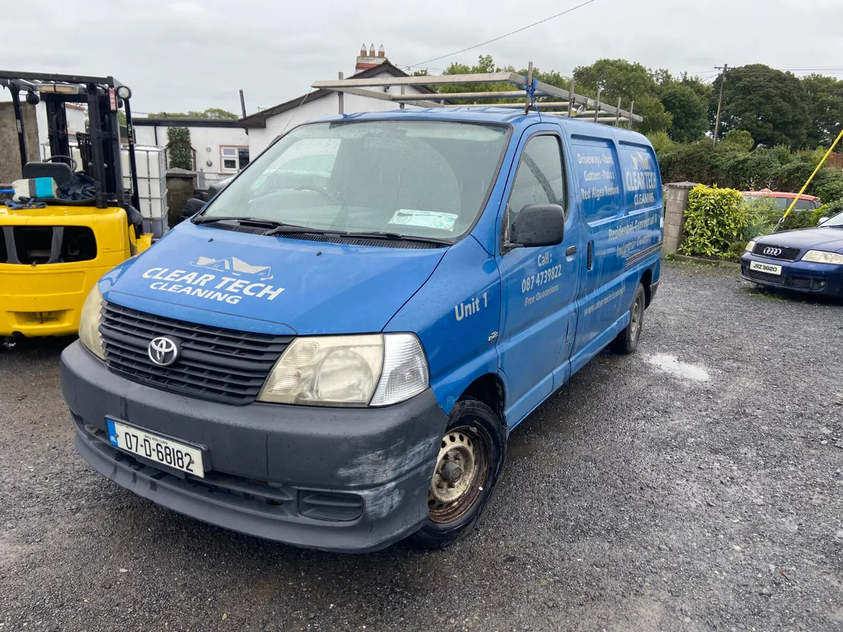 Toyota HiAce 2007 no tax or test - Image 2