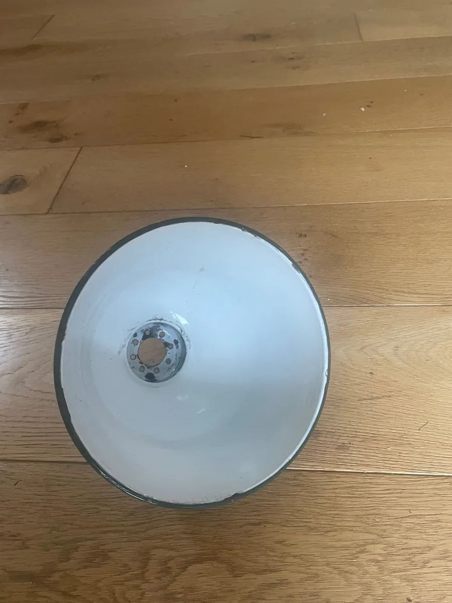 Enamel lampshade - Image 4