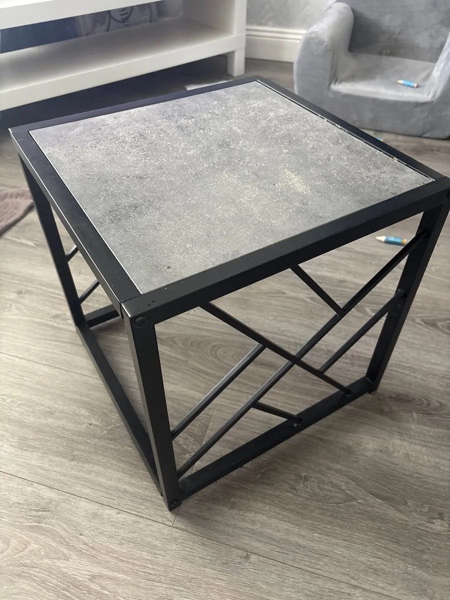 Nest of tables - Image 1