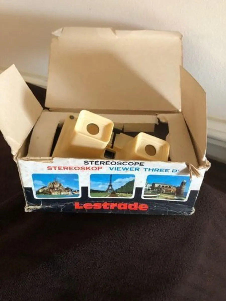 Three D Lestrade stereoscope viewer - Image 2