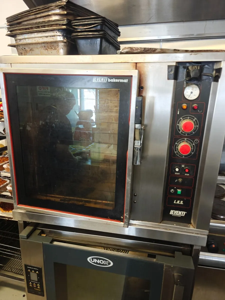Leventi Bakermat L.K.S. Commercial 5-Tray Oven - Image 1