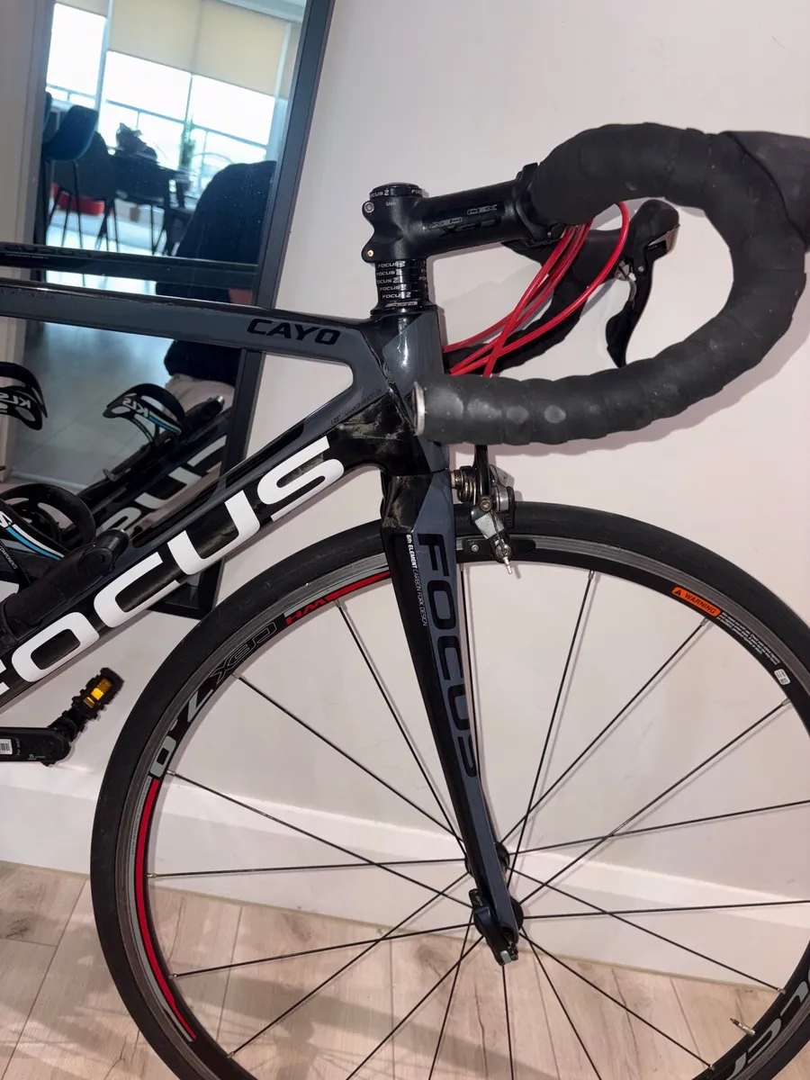 Focus Cayo Carbon Road Bike - Small - Immaculate - Image 1