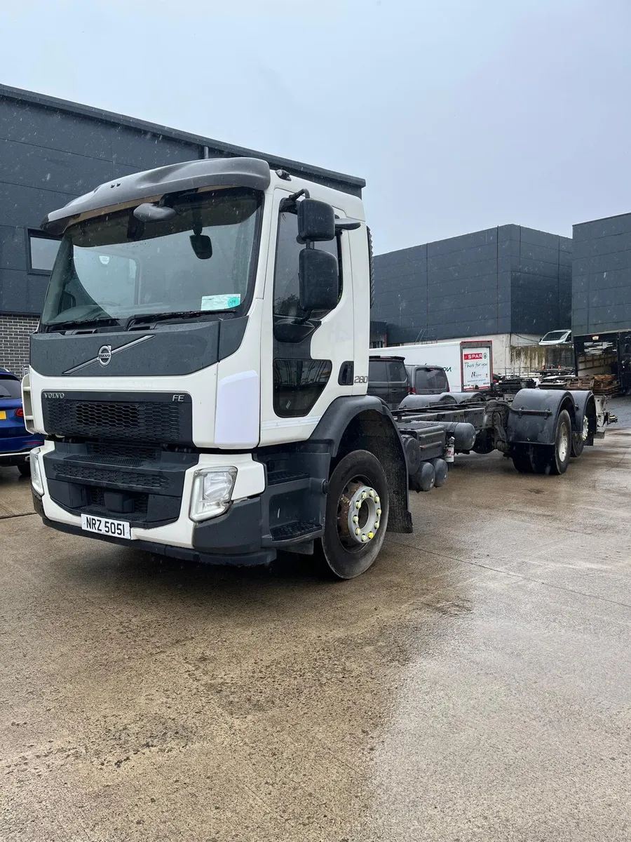April 2018 Volvo FLE 280 Chassis Cab - Image 3