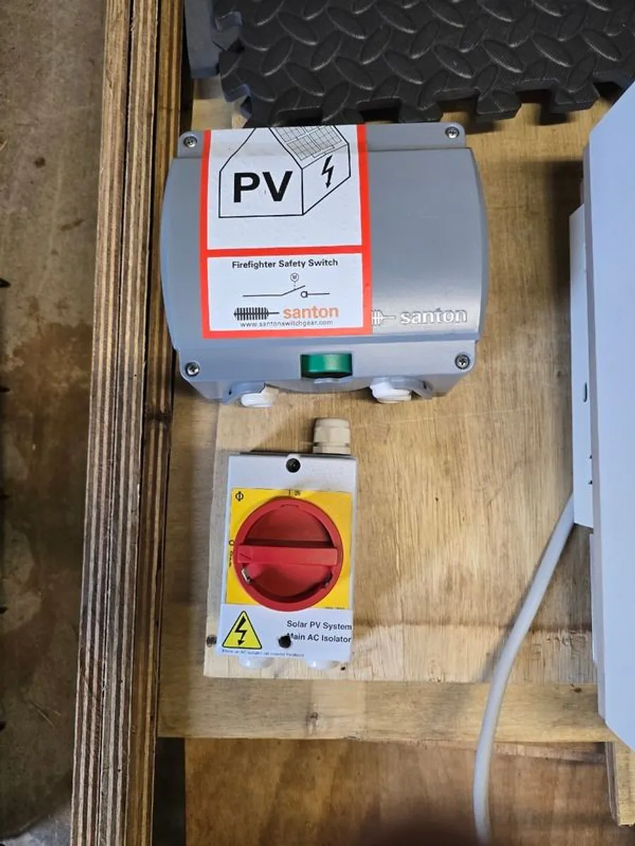 2.44kW Trina Solar PV System  - 8 Panels + inverter - Image 2