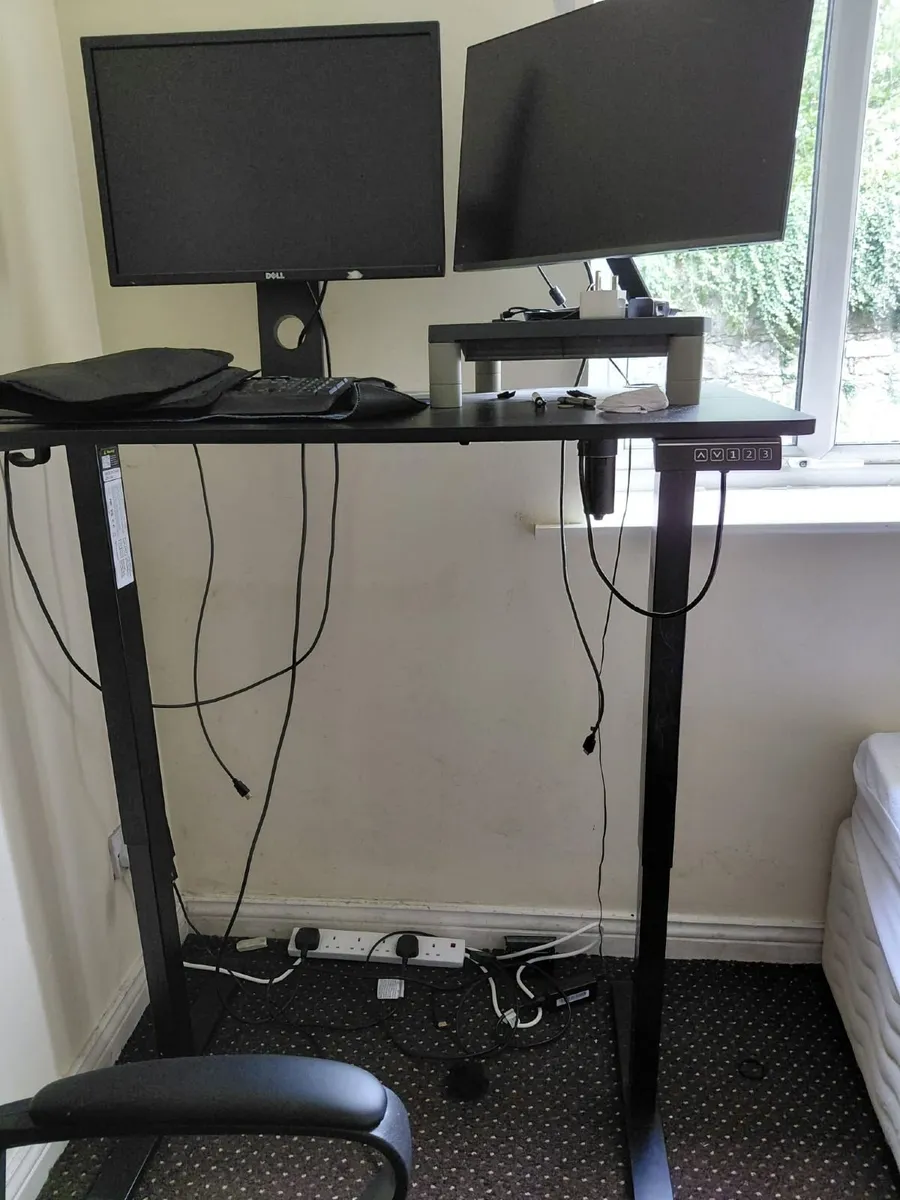 Table, Chair and 2 Monitors - Image 3