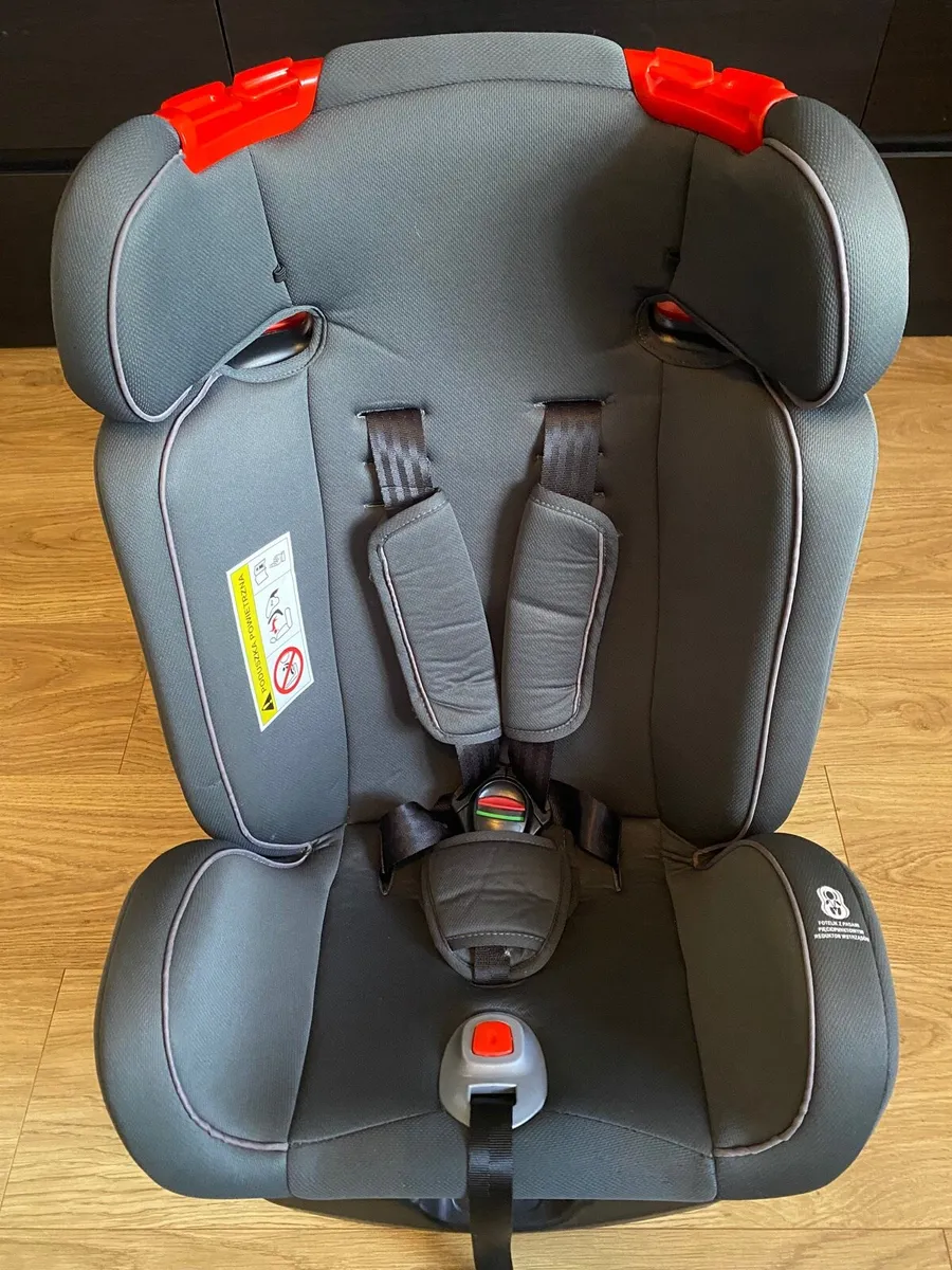 Stage Car Seat - 0-36kg - Image 1