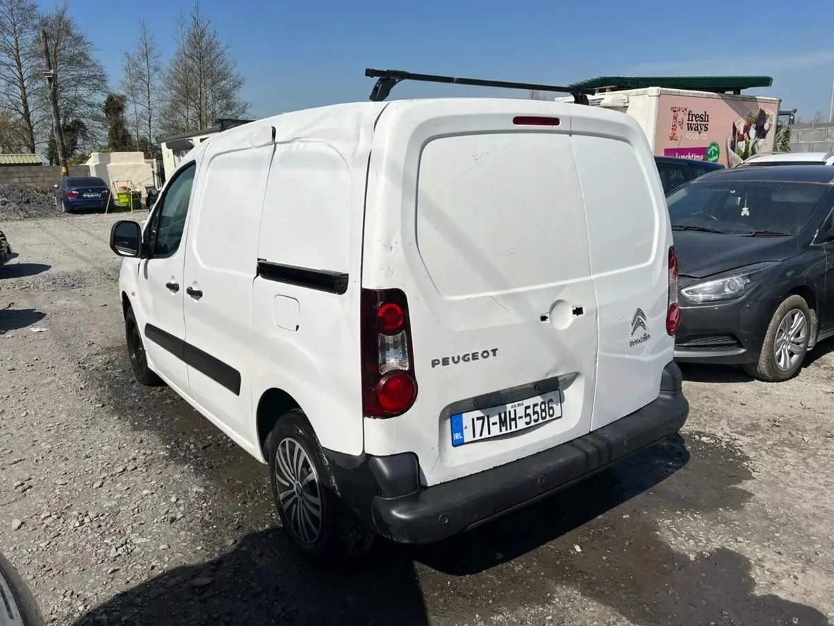 2017 Citroen Berlingo 1.6 Diesel driving - Image 4