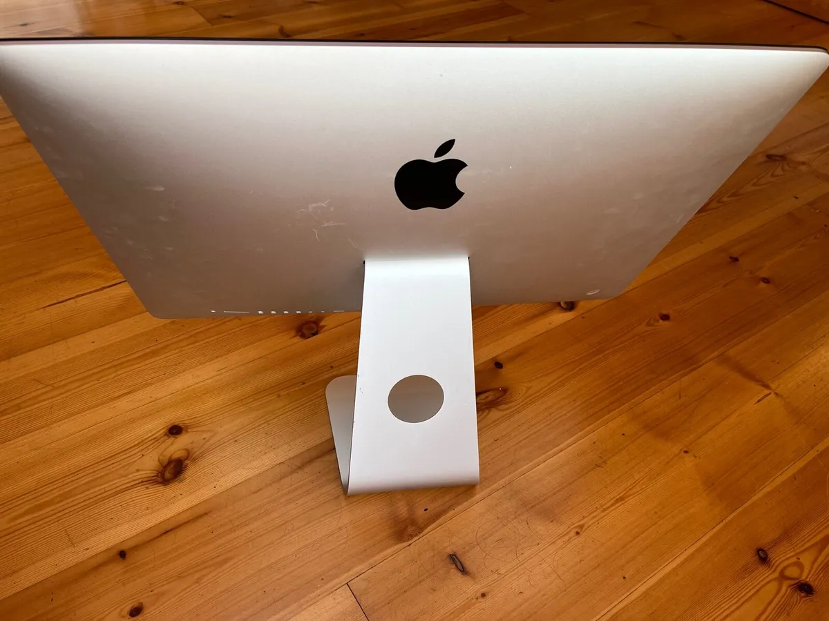 Apple iMac A1418 - Image 2