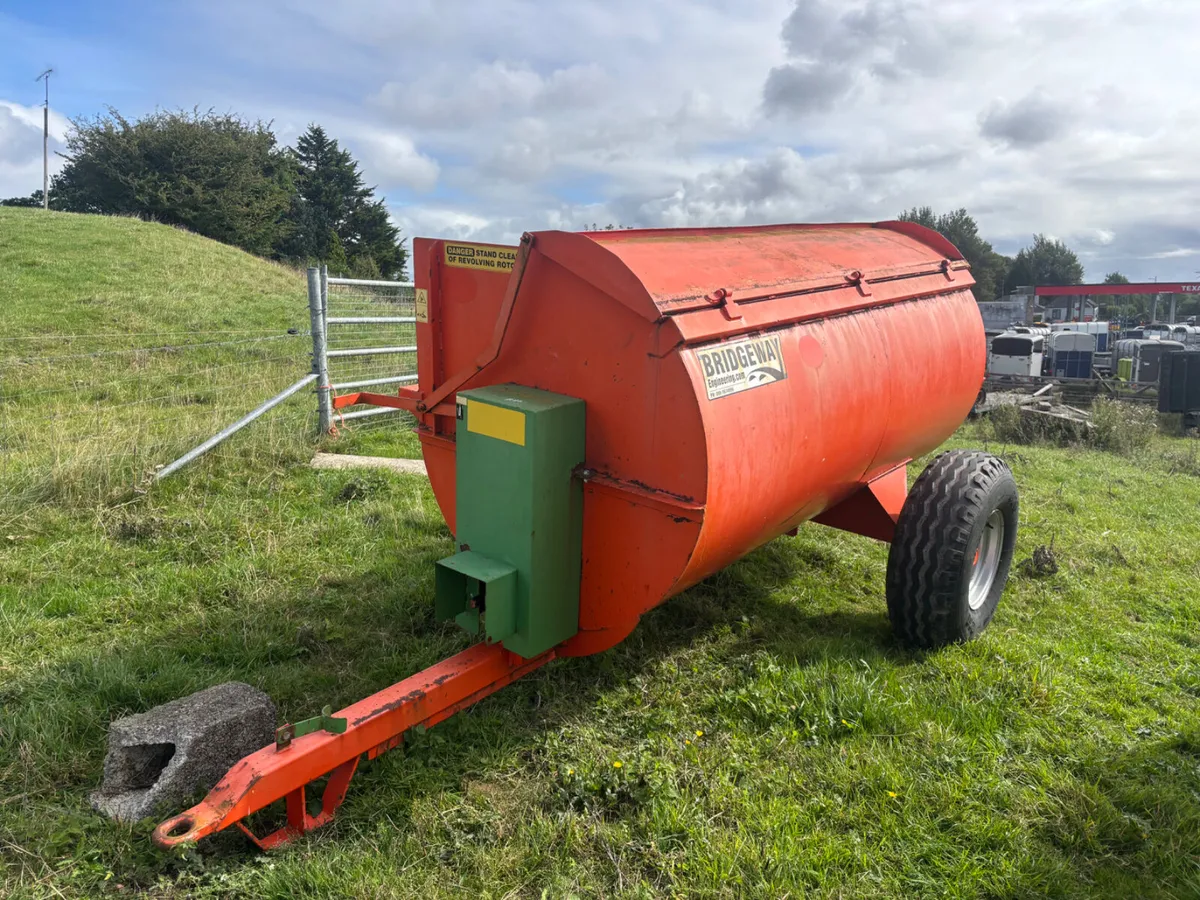 bridgeway 4.5 cubic muckspreader - Image 2