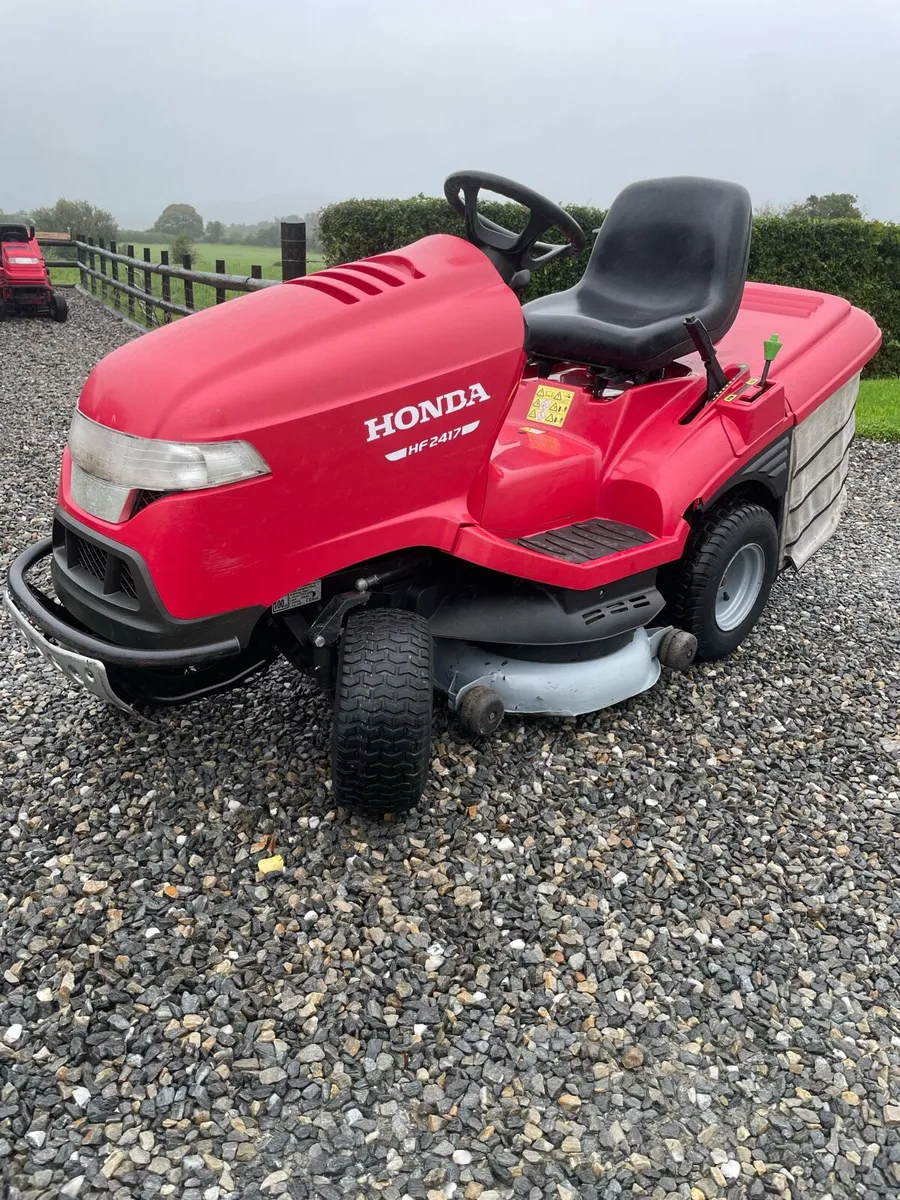 Honda 2417 lawnmower - Image 1