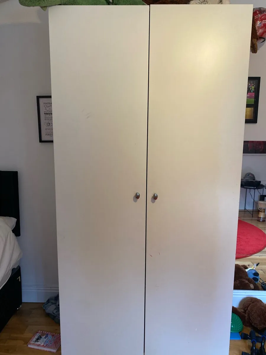Wardrobe - Image 3