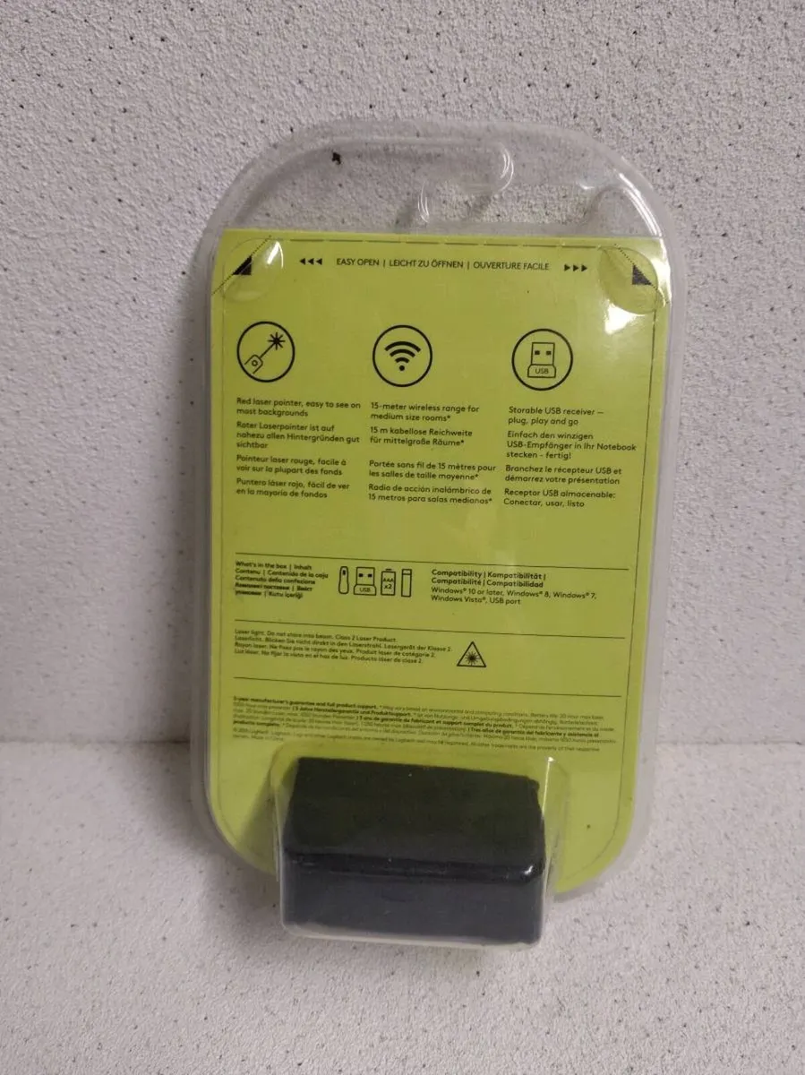 Logitech R400 laser presentation remote - Image 1