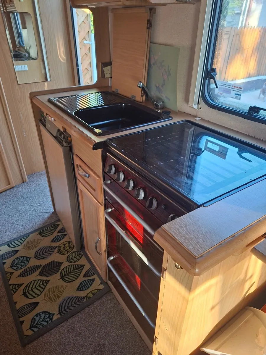 Carvan for sale - Image 2